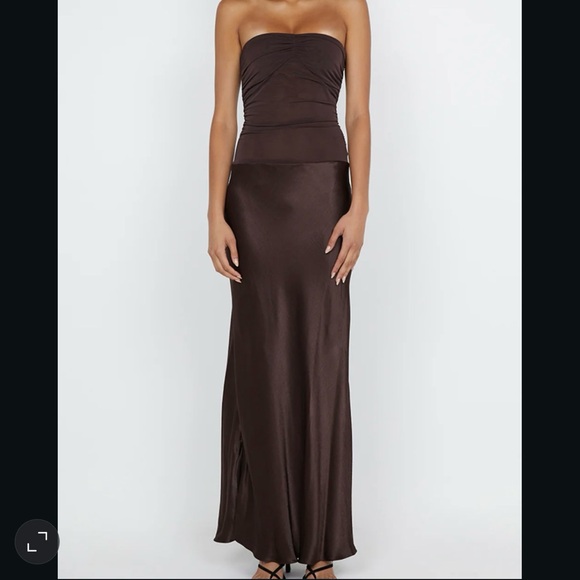 black knit bodycon dress Textured Midi and hips Size:0-1Y Eye Makeup For Burgundy WC 25
